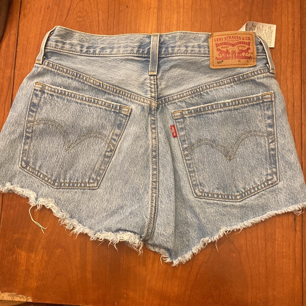 Levi’s 501 button fly high waisted jean short sz 26 waist - Picture 6 of 10